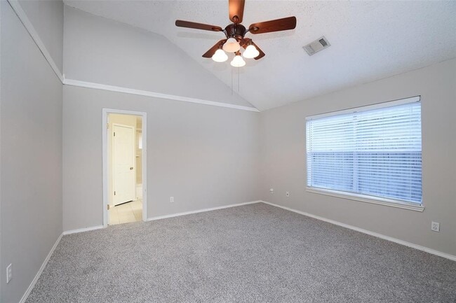 Building Photo - 9130 Kirkleigh Ln