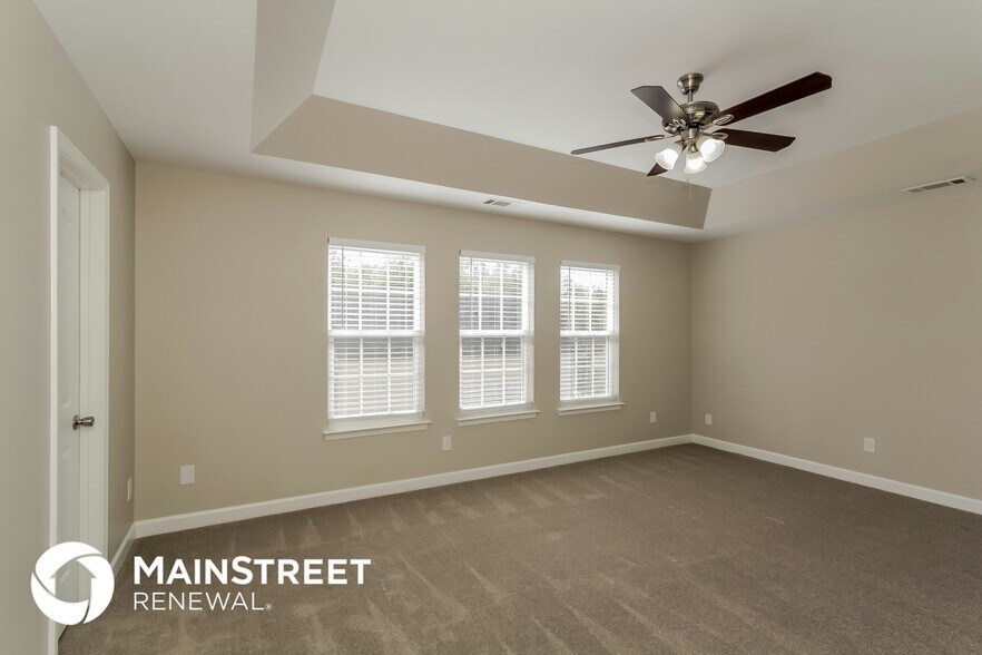 Building Photo - 2529 Manes Ct