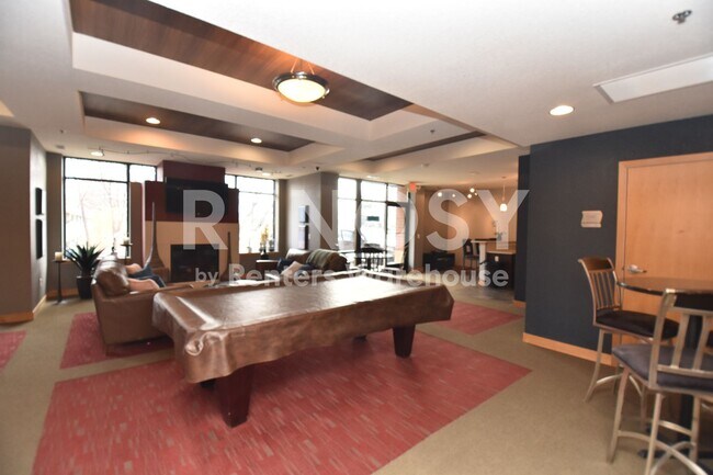 Building Photo - 1155 Ford Rd