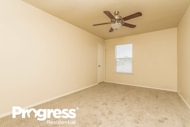 Building Photo - 2304 Eagle Mountain Dr