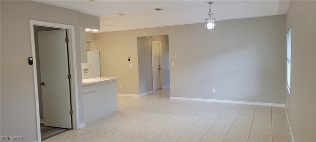 Building Photo - 1209 SE 23rd Pl