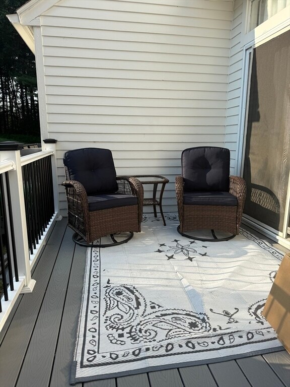 Building Photo - 118 Riverview Pl