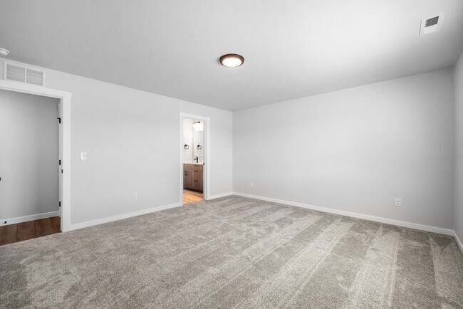 Building Photo - New Meridian Home with Vaulted Great Room and Extra Garage Space