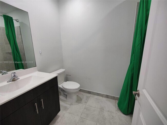 Building Photo - 15752 SW 44th Terrace