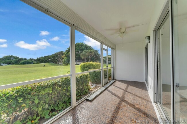 Building Photo - 3003 Portofino Isle