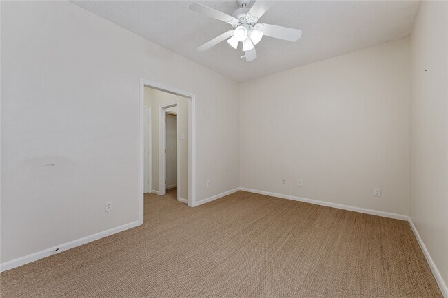 Building Photo - 1819 Branard St