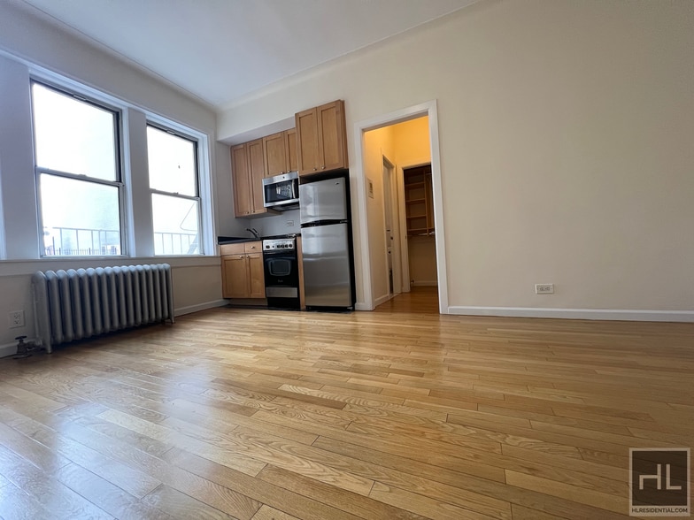 Building Photo - WEST 13 STREET