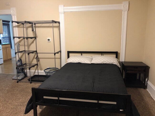 Building Photo - 518 W Wilson St