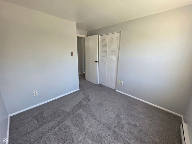 Building Photo - 3823 Biscayne Rd