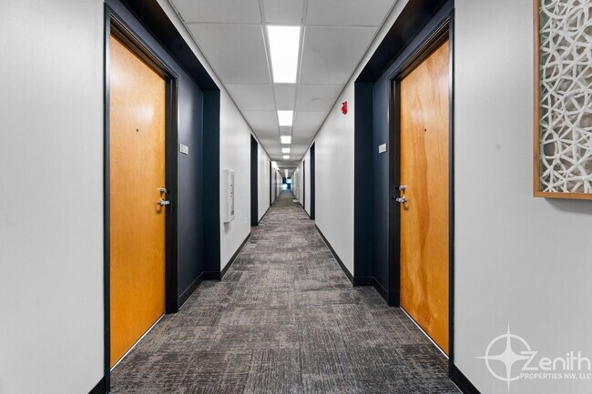 Building Photo - 701 Columbia St