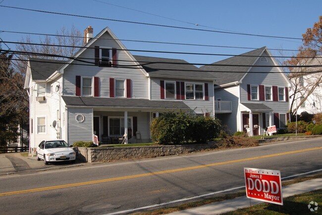 Building Photo - 288 W Clinton St