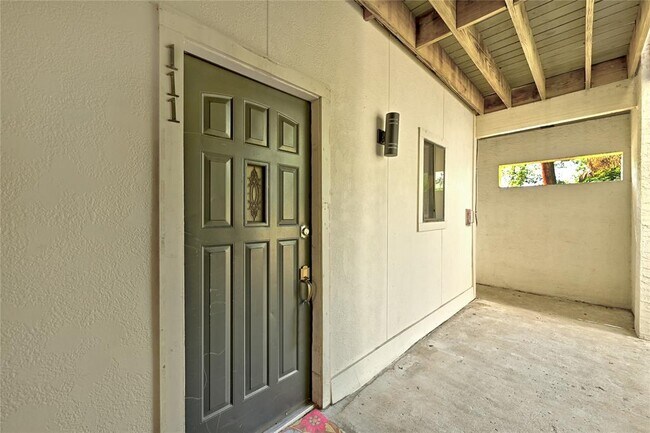 Building Photo - 2605 Enfield Rd