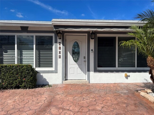 Building Photo - 2713 Sherman St