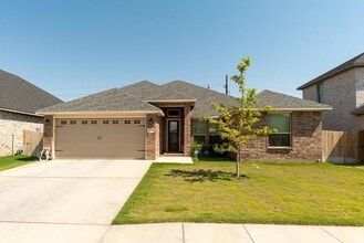 Building Photo - 1715 Overshine Ln