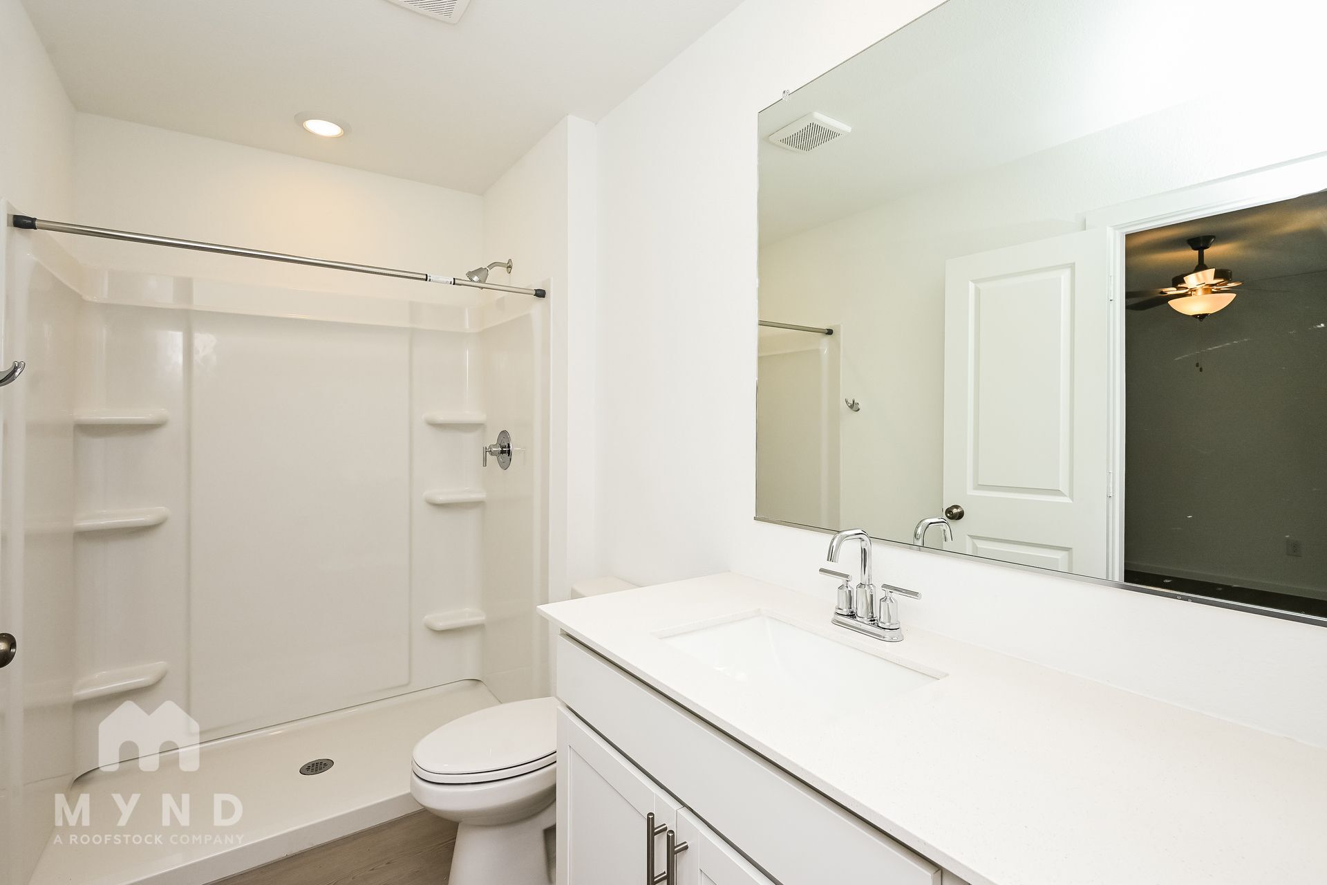 Building Photo - 2716 River Knl Ln