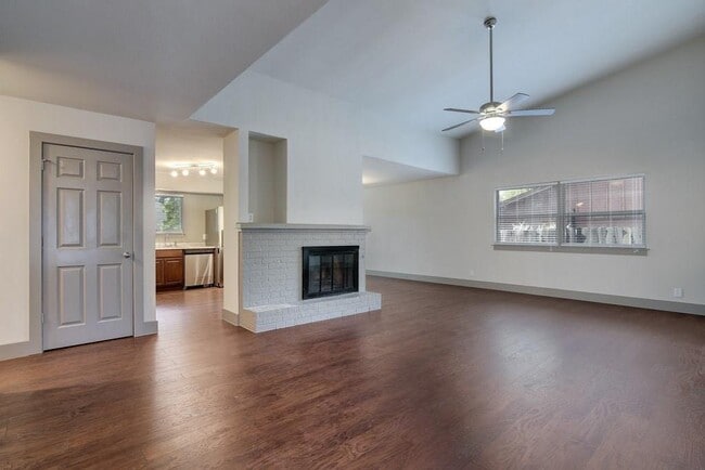 Building Photo - 9415 Quail Meadow Dr