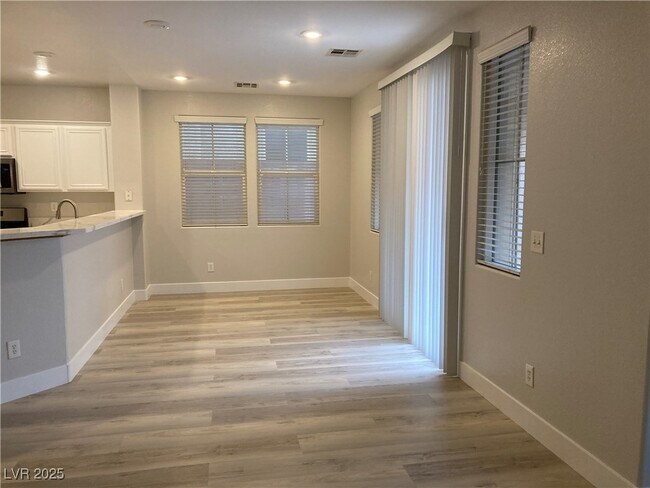 Building Photo - 9068 W Palomino Park Ct