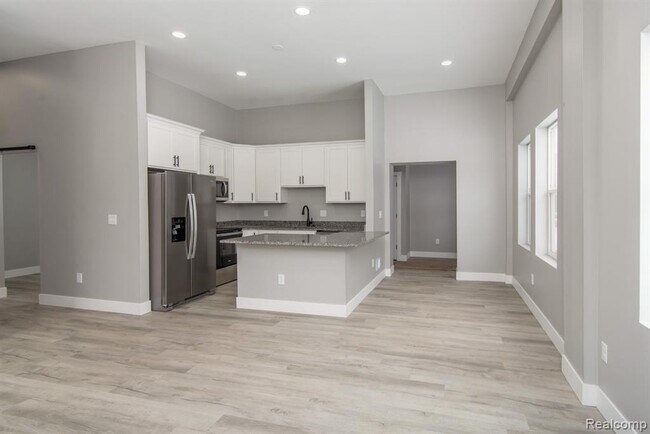 Building Photo - 2455 Crumb Rd