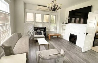 Building Photo - 3 bedroom in Bothell WA 98011
