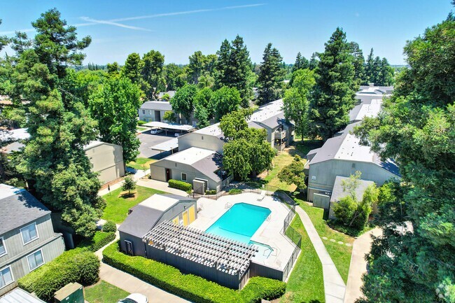 Building Photo - The Redwoods Apartments