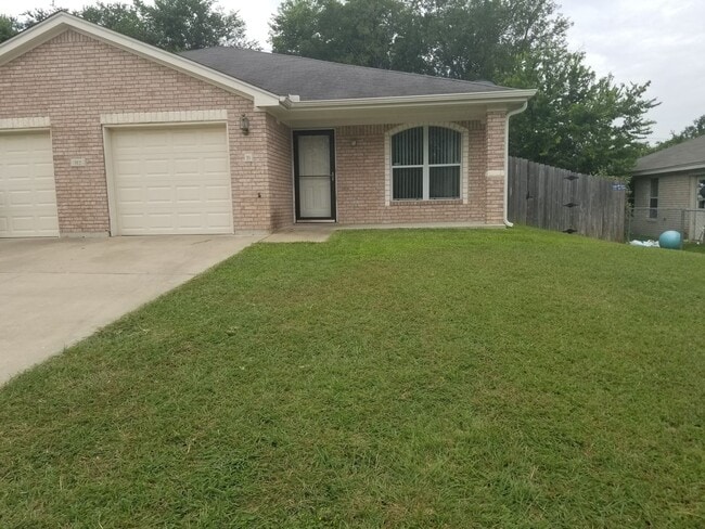 Primary Photo - 312 Jeff Gordon Dr