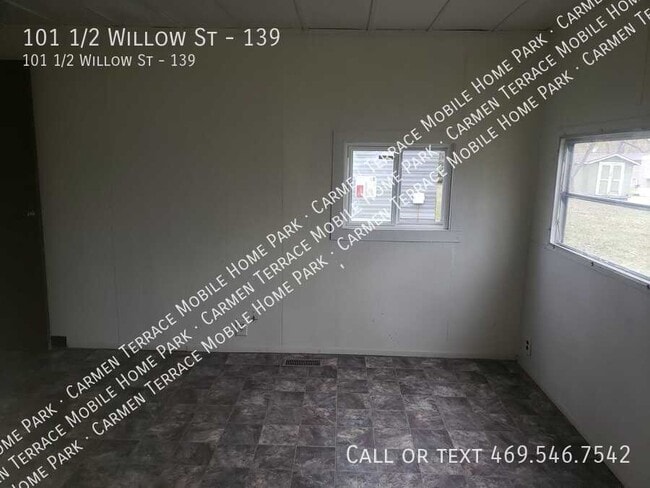 Building Photo - 101 1/2 Willow St-139