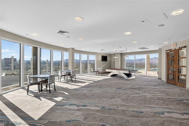 Building Photo - 200 Hoover Ave