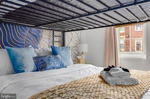 Building Photo - 528 N 22nd St