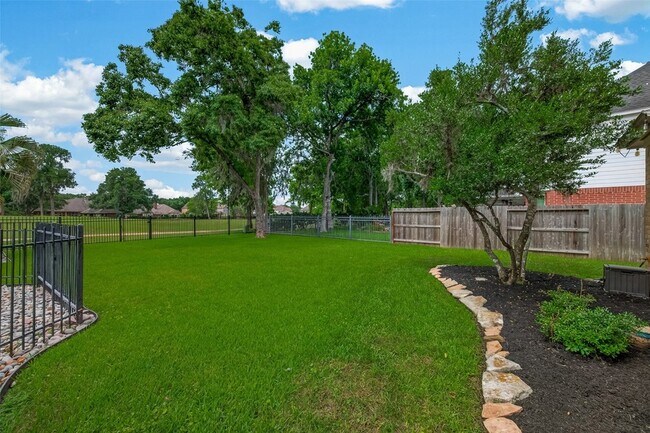 Building Photo - 1403 Hillside Forest Dr
