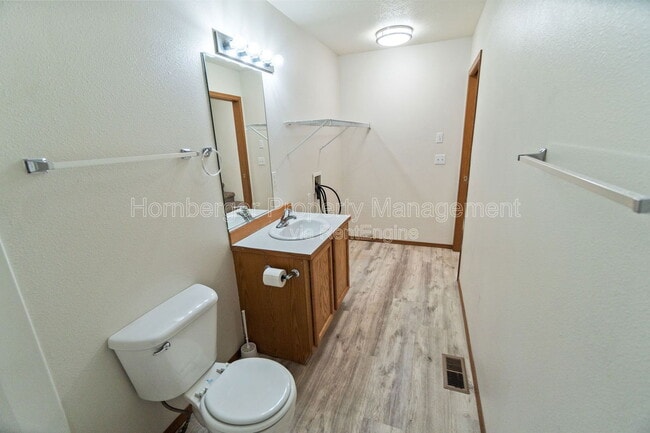 Building Photo - 2814 N 14th Pl