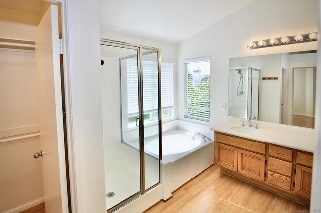 Building Photo - 11106 Ivy Hill Dr