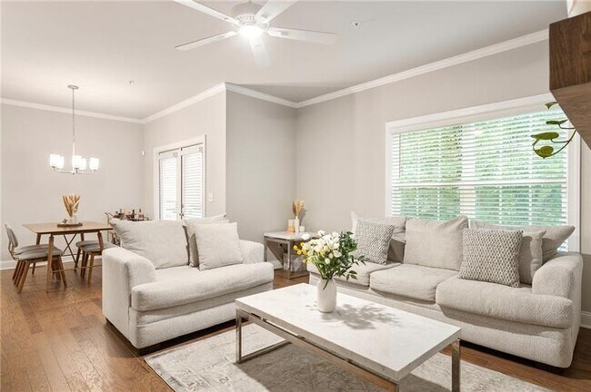 Building Photo - 1603 Glenivy