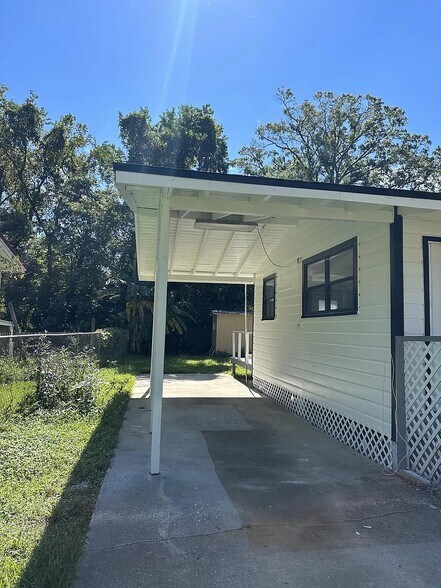 Building Photo - 5368 Marybudd Ave