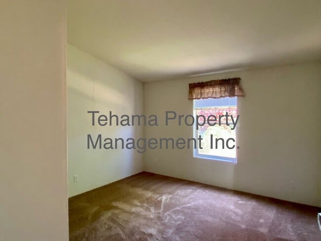 Building Photo - Manufactured home in Red Bluff, CA