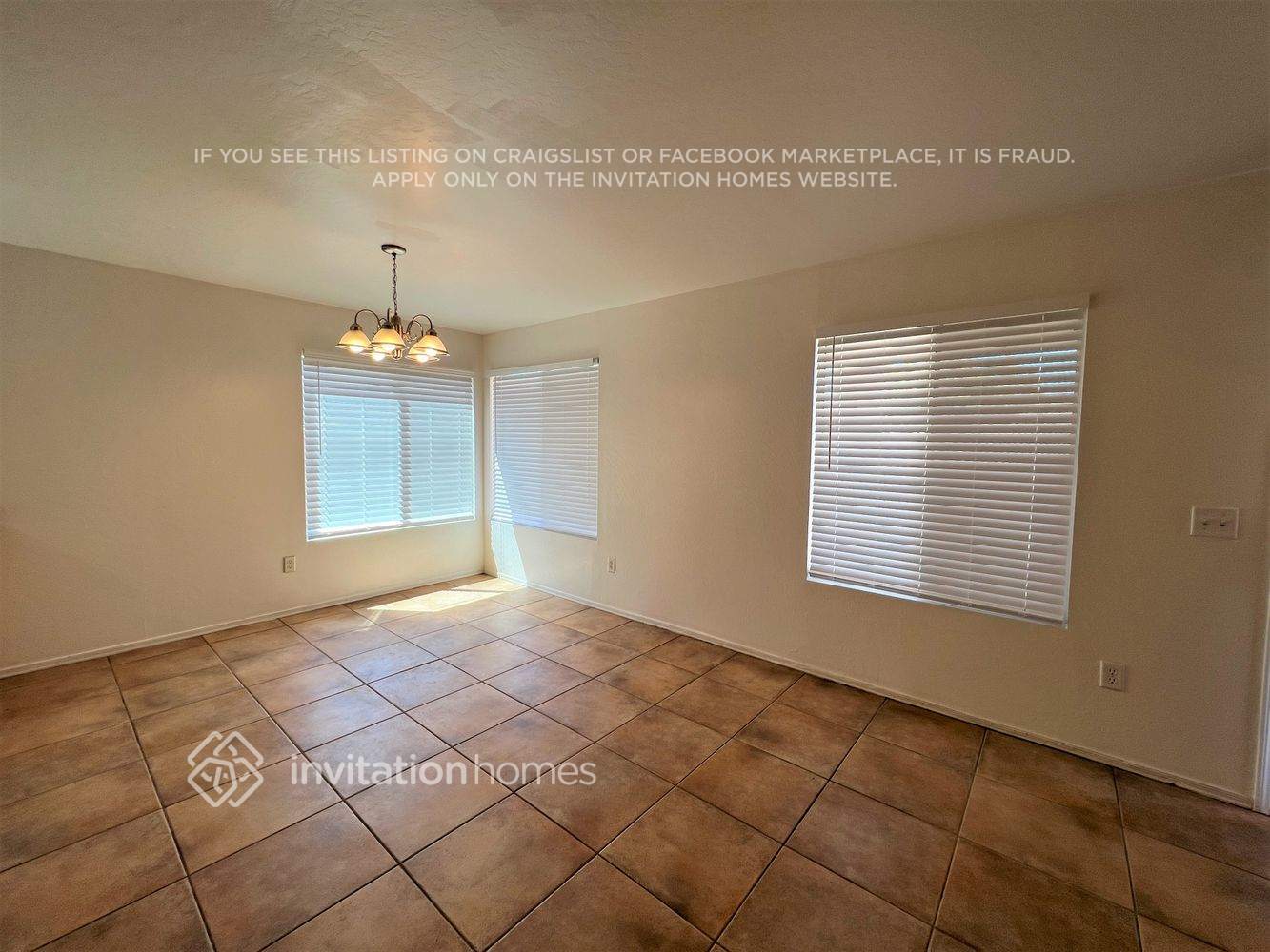 Building Photo - 1418 S 122nd Ln