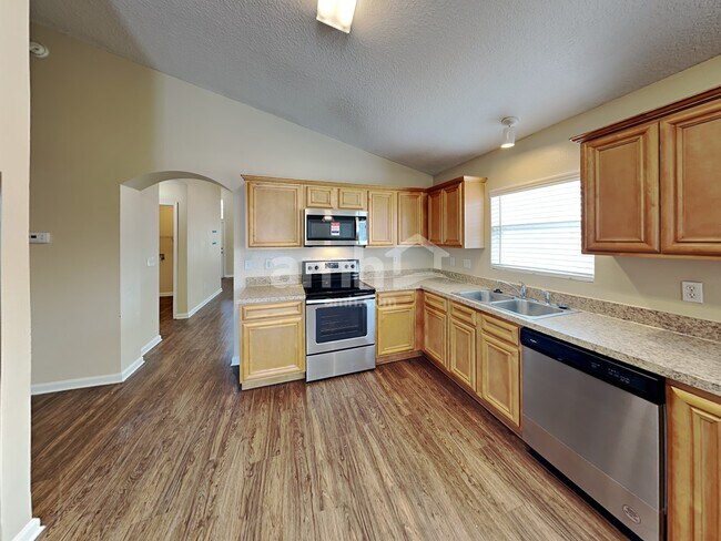 Building Photo - 6398 Rising Sun Dr