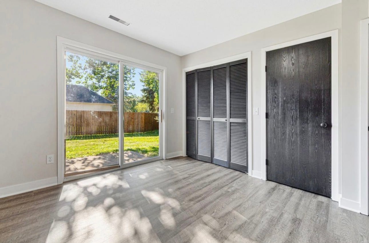 Building Photo - 1639 Pleasant View Dr