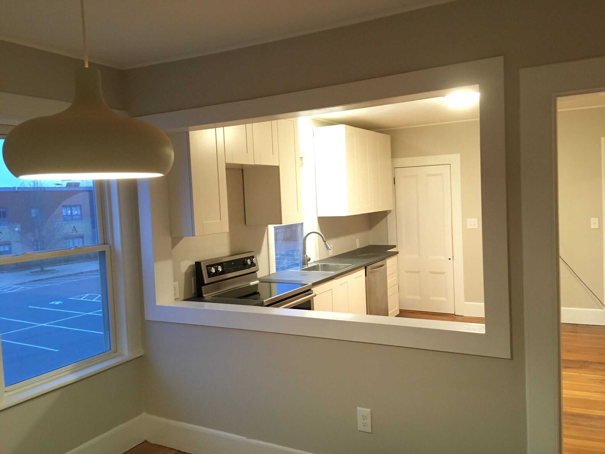Diningroom Looking into Kitchen - 8 Skerry St