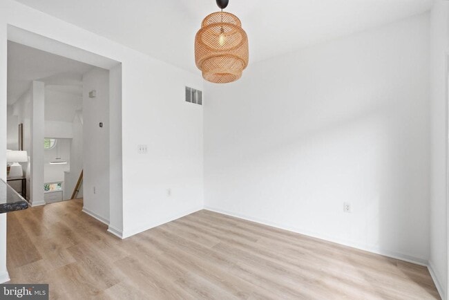 Building Photo - 4067 Fountainside Ln