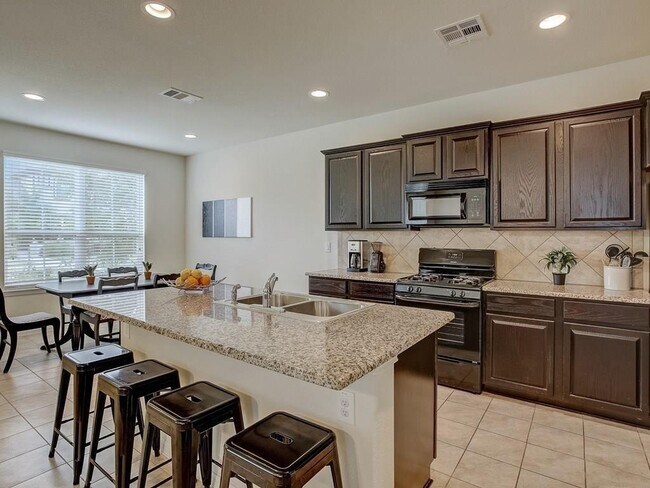 Building Photo - 13700 Sage Grouse Dr