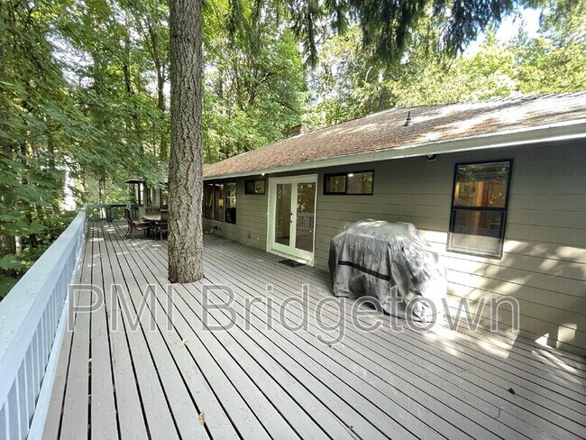 Building Photo - 11011 S Southridge Dr