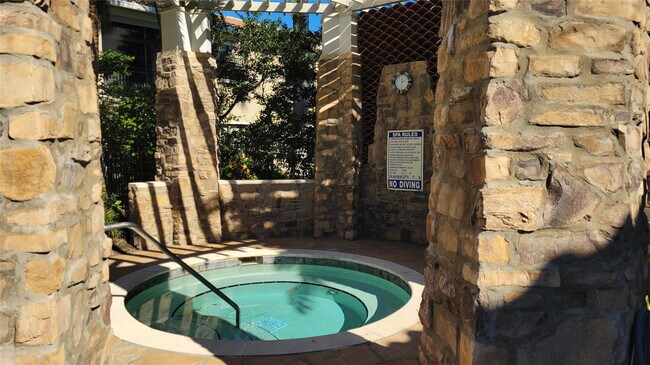 Building Photo - 7535 Old Thyme Ct