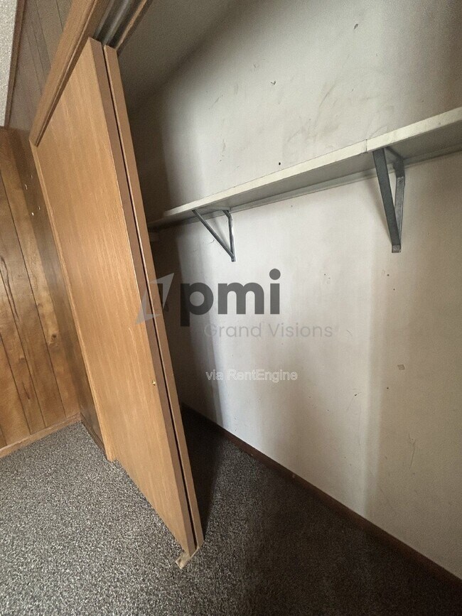 Building Photo - 955 4th St