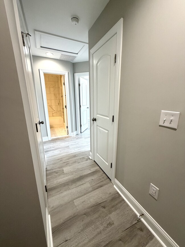 Building Photo - 1 Melissa Ln