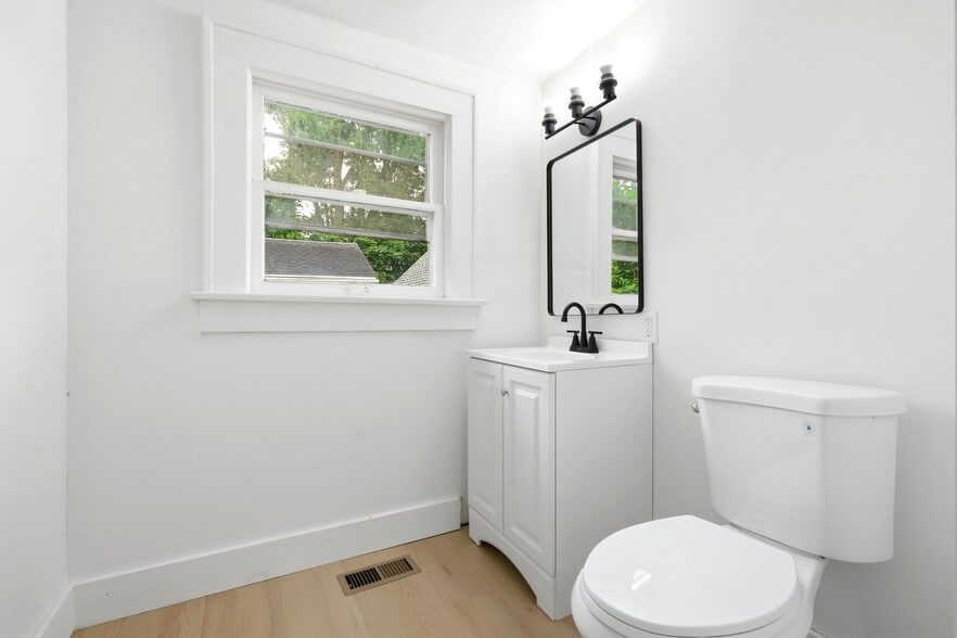 Building Photo - 4205 Buell Dr