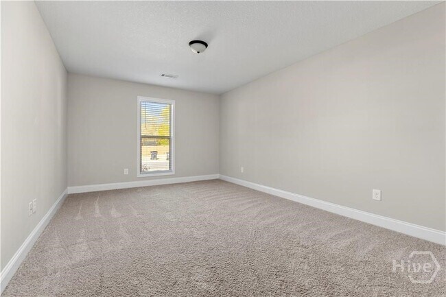 Building Photo - 2164 Savannah Dr