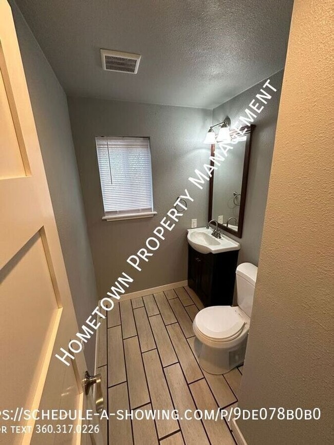 Building Photo - 3208 80th Ave SE