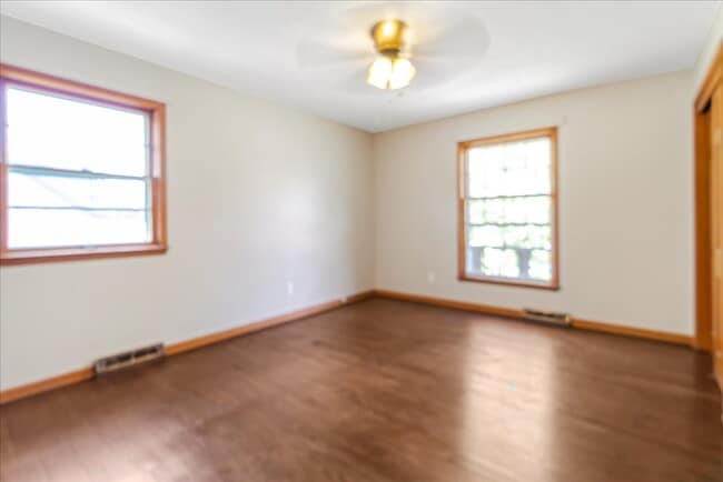 Building Photo - 318 Goodrich Dr