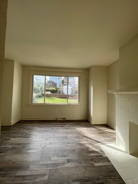 Bedroom 1 - 616 E 12th Ave