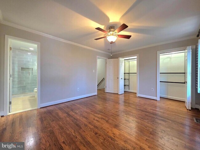 Building Photo - 117 Shooters Ct